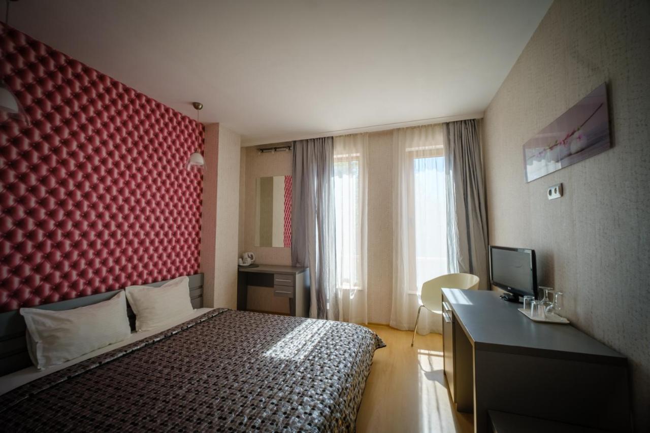 Family Hotel Classic Βάρνα Εξωτερικό φωτογραφία