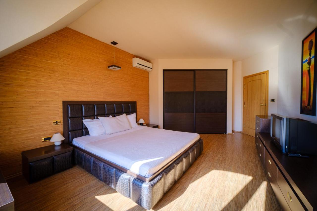 Family Hotel Classic Βάρνα Εξωτερικό φωτογραφία