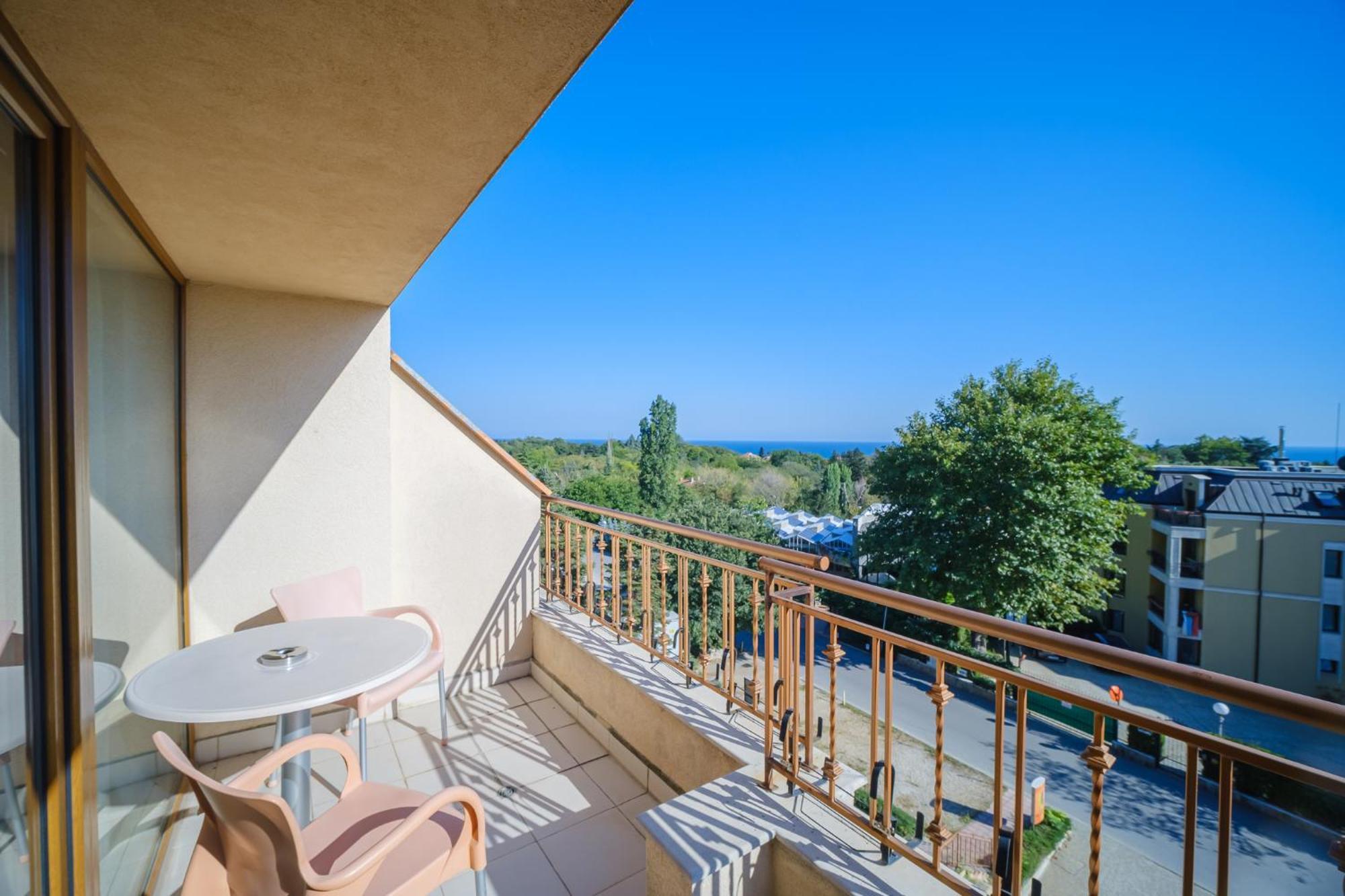 Family Hotel Classic Βάρνα Δωμάτιο φωτογραφία